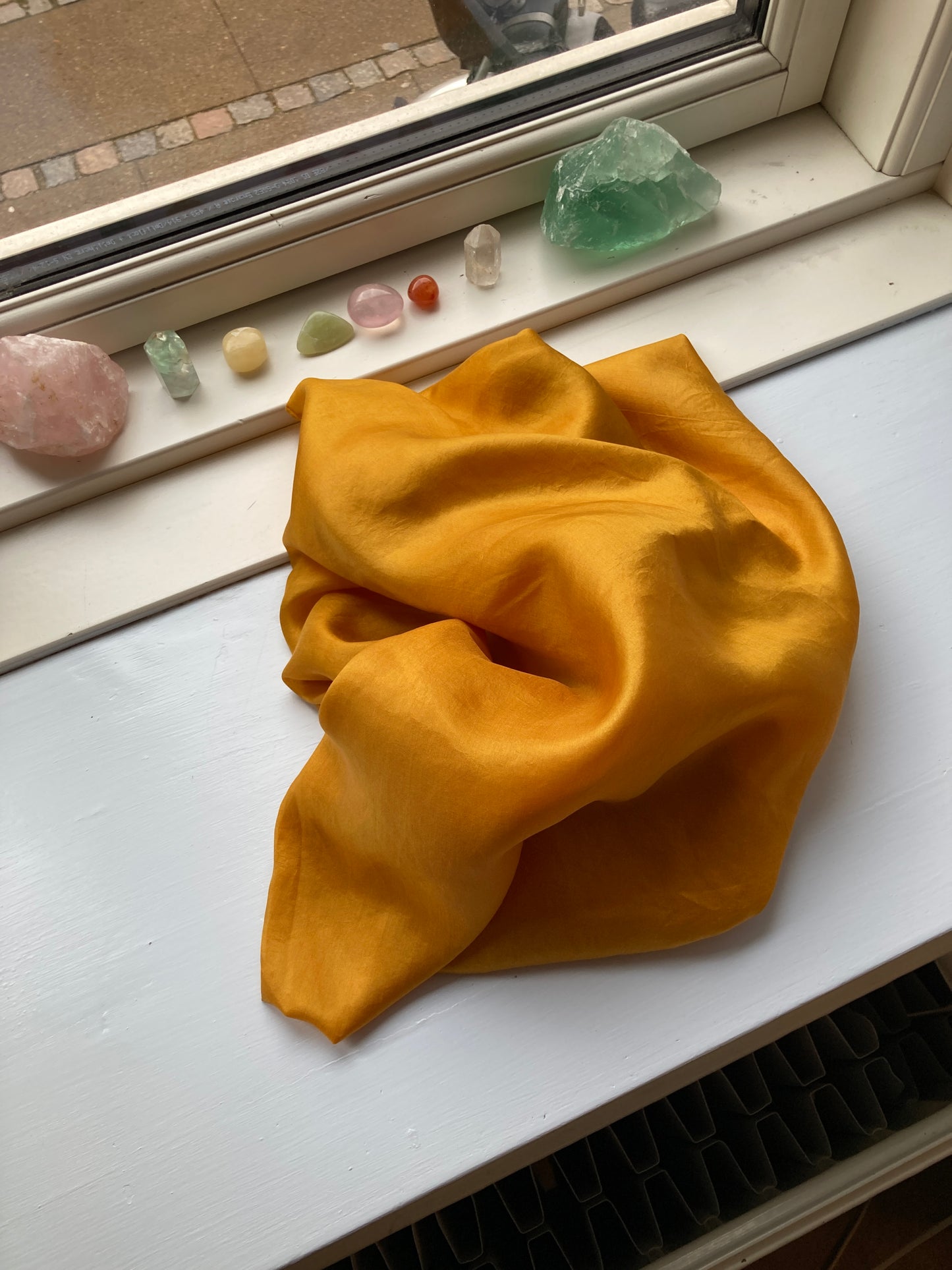 Silketørklæde - Løgskaller (90x90)