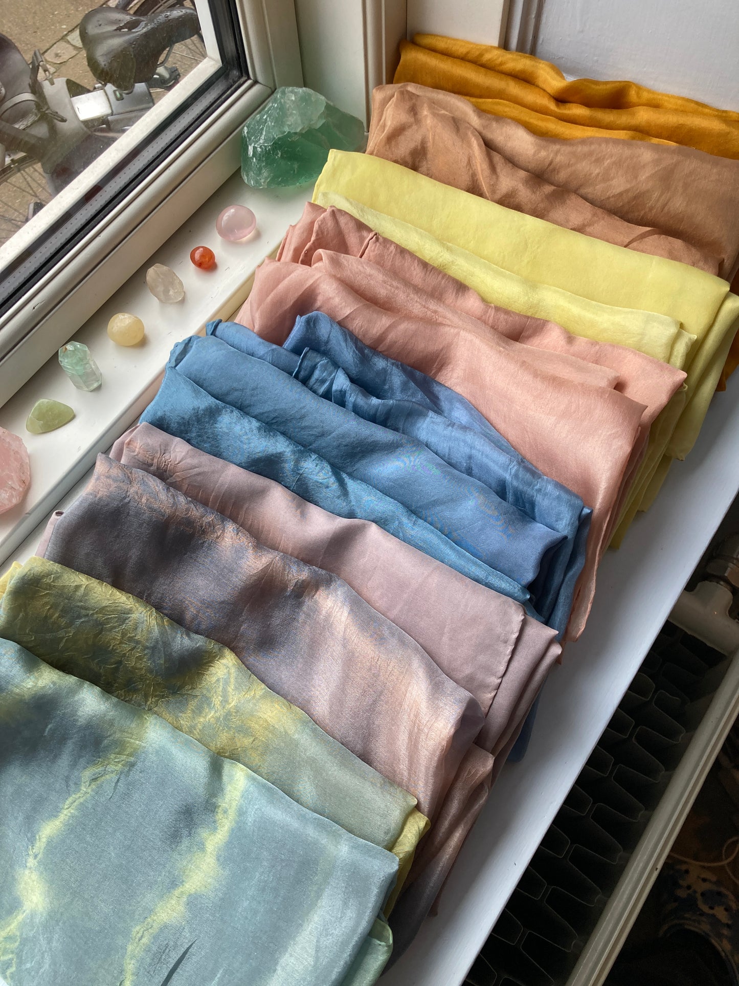 Silketørklæde - Rød te & rødkål (90x90)